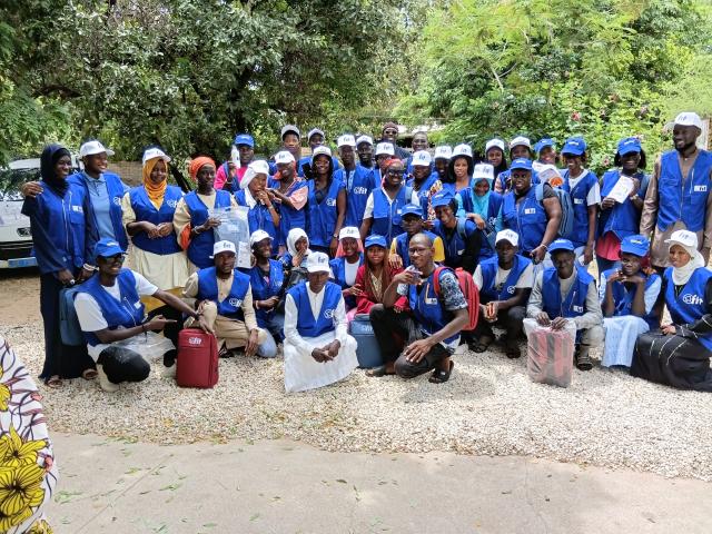 Photo de groupe des jeunes ambassadeurs de la formation professionnelle et technique