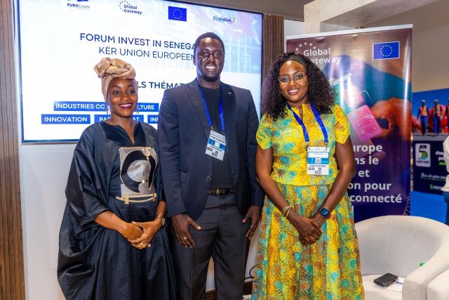 Les représentants des entreprises cofinancées par les fonds luxembourgeois et Ndeye Awa Gueye, responsable secteur privé au Sénégal