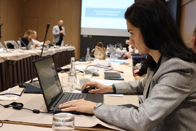 Person typing on laptop 
