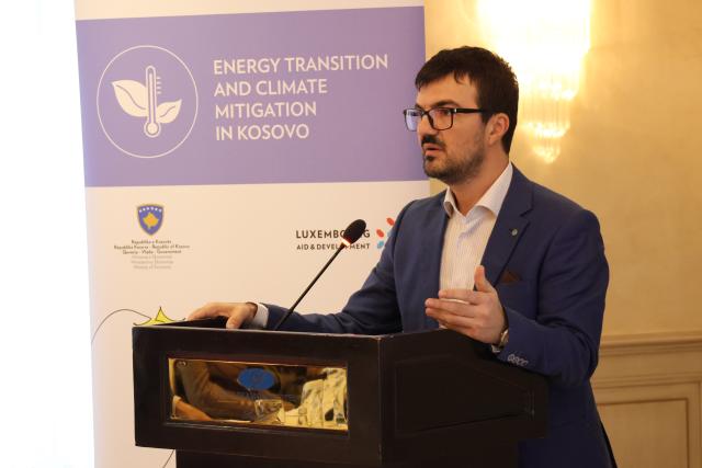 LuxDev expert hosting the event