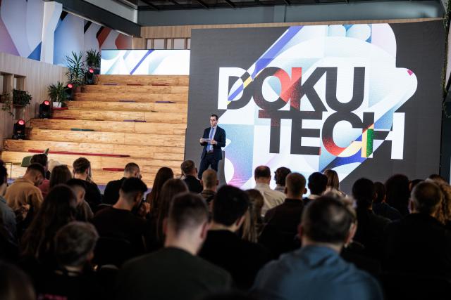 LuxDev Kosovo RR addressing the crowd at DokuTech