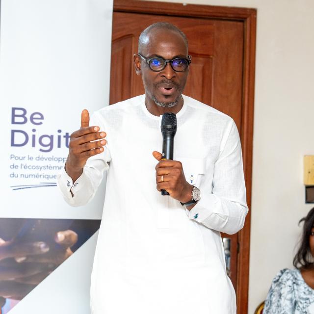Marc-André LOKO, Directeur Général de l’Agence des Systèmes d’Information et du Numérique (ASIN) échange avec les incubés