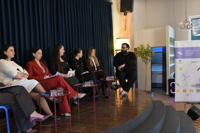 Women panelists discussing their careers in energy