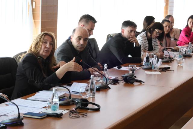 Government officials speaking at the Steering Committee Meeting
