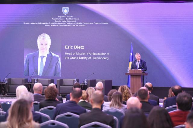 Luxembourg Ambassador addressing the innovation conference