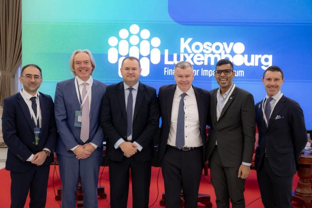Organisers and speakers of the Finance for Impact Forum